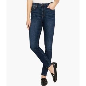NWT!  Buffalo Mollie High-Rise Stretch Skinny Denim Jean